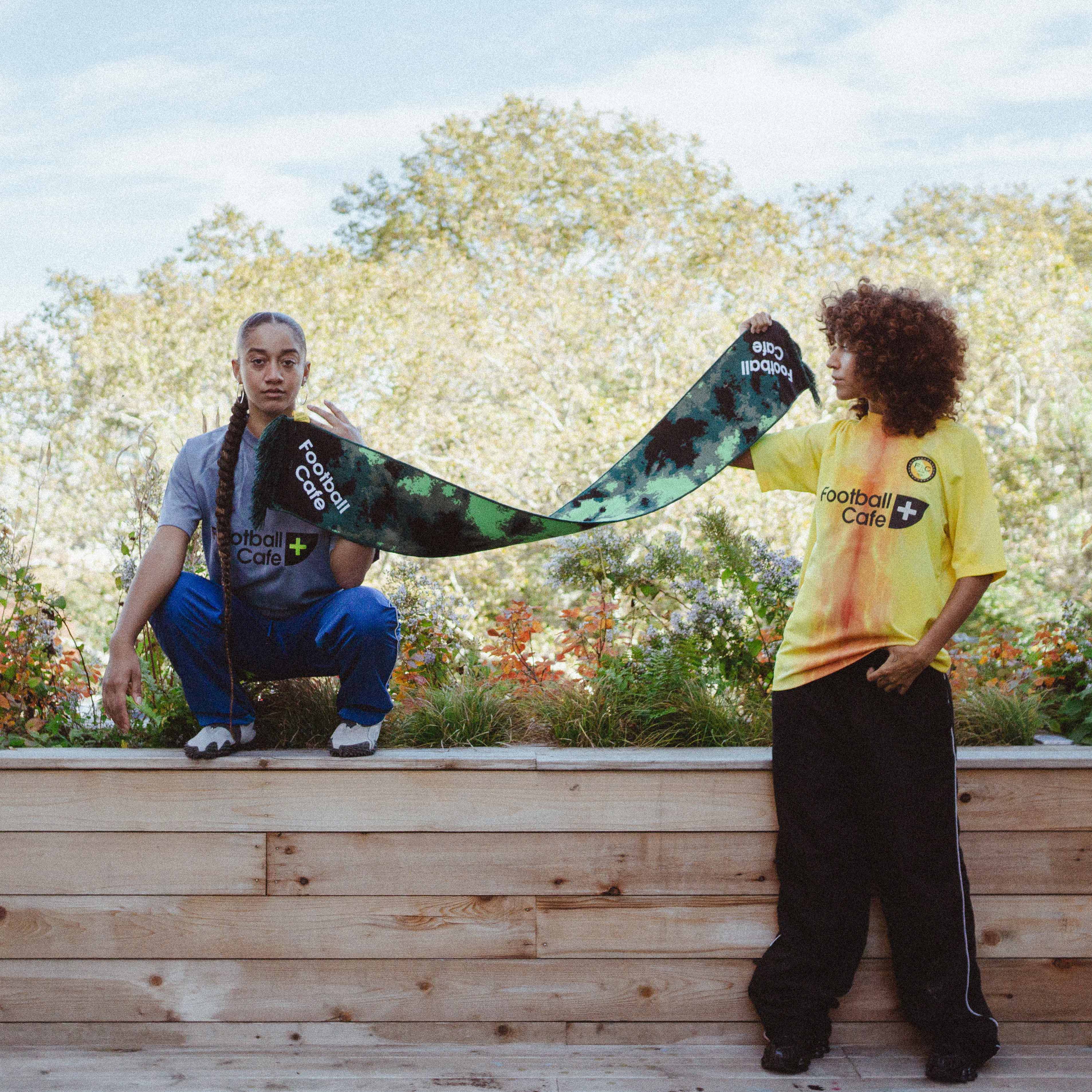 TURF DYE STADIUM SCARF - (AW23)